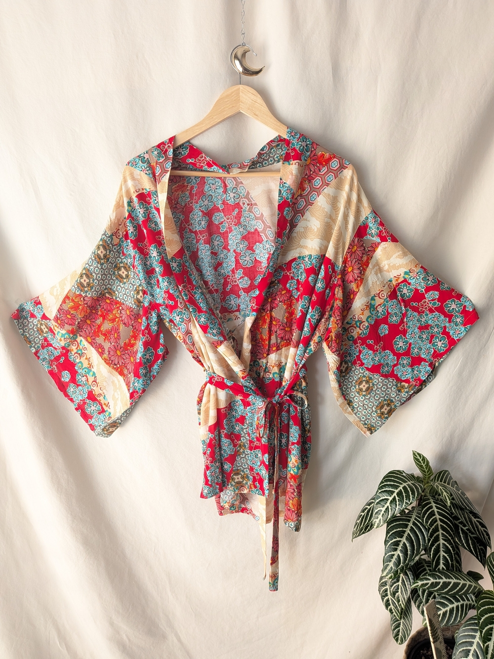 Natori Red, Cream & Teal Floral Patchwork Kimono Wrap